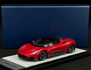 Maserati MC20 2020 red metallic/gloss black roof 1:43 B.B.R.