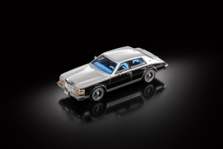 Cadillac Seville 1980 sable black/sheffield gray firemist 1:64 SunStar