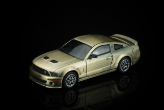 Ford Mustang Shelby GT500 2007 *HEC 2026* vintage bronze 1:64 Motorhelix x Greenlight