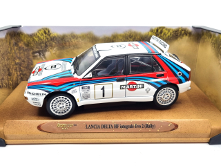 Lancia Delta HF Integrale Evo 2 Rally 1:18 Ricko