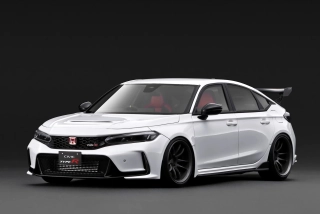 Honda Civic Type-R J'S Racing FL5 white 1:18 Ignition Model