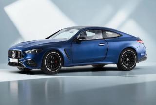Mercedes-AMG CLE 53 Coupe spectral blue 1:18 NZG
