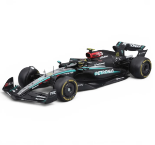 KIT - Mercedes-Benz AMG W15 #44 Lewis Hamilton 2024 1:24 Bburago