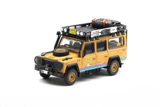 Land Rover Defender 110 Camel Trophy Team Romania A.Gorog/Z.Bartha Camel Trophy Tierra del Fuego 1998 1:64 Mini GT
