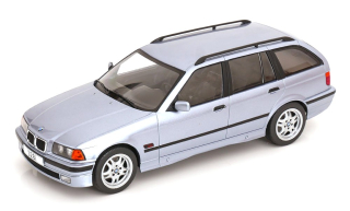BMW 3er (E36) Touring 1995 blue 1:18 MCG