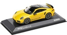 Porsche 911 992-2 Turbo S Coupe 2025 speed yellow 1:43 Spark