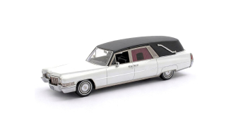 Cadillac Superior Funeral Car 1970 white/black 1:43 Matrix Scale Models