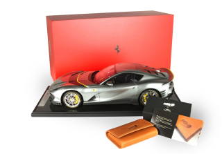 Ferrari 812 Competizione Coburn grey Key case Cuoio Schedoni included 1:12 B.B.R.