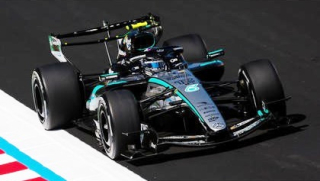 Mercedes-AMG W17 Petronas F1 Team #12 Kimi Antonelli Winner Japanese GP 2026 with Pilot Figure 1:18 Spark