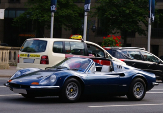 Ferrari Dino 246 GTS 1972 Blu Sera 1:18 B.B.R.