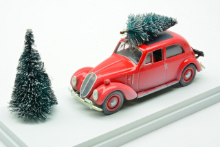Fiat 1500 Christmas Edition with Santa Claus Figure 1:43 Rio Models