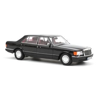 Mercedes-Benz 560 SEL 1991 black 1:18 Norev