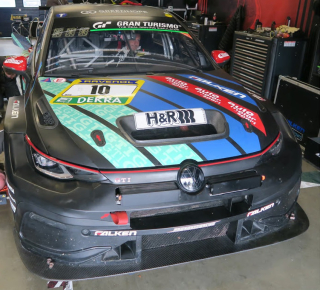 Volkswagen Golf GTI Clubsport 24H Max Kruse Racing #10 Wasel/Lenz/Kruse/Dralle 24H Nürburgring 2026 1:43 Spark