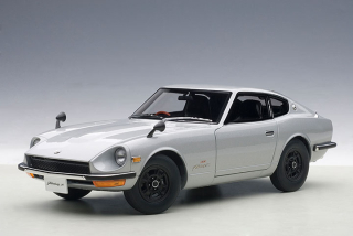 Nissan Fairlady Z432 1969 silver 1:18 AUTOart