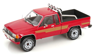 Toyota Hilux Xtra Cab 4x4 1985 red 1:18 KK Scale