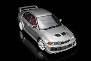 Mitsubishi Lancer EVO VI GSR Tommy Makinen Edition 2000 silver 1:18 Motorhelix