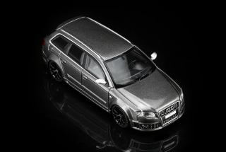 Audi A4 RS4 Avant Station Wagon 2005 grey metallic 1:64 Motorhelix