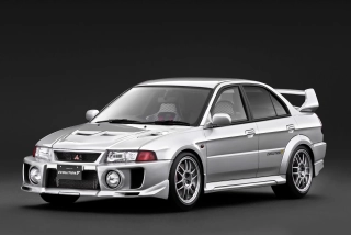 Mitsubishi Lancer Evolution V CP9A silver 1:18 Ignition Model