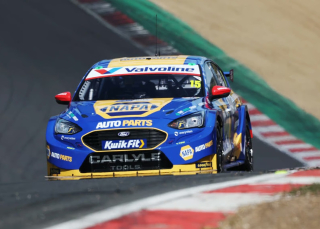 Ford Focus Titanium NAPA Racing UK #15 Lewis Selby BTCC 2026 1:43 Spark