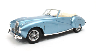 Aston Martin 2L Sports Spider Cabriolet Open 1949 light blue metallic 1:18 Cult Scale Models