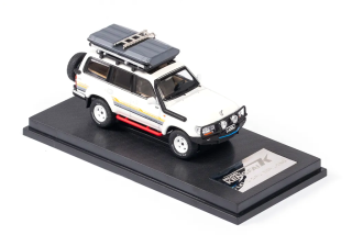 Toyota Land Cruiser LC80 pearl white refitted 1:64 KengFai