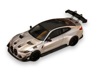 BMW M4 G82 silver 1:64 Street Weapon