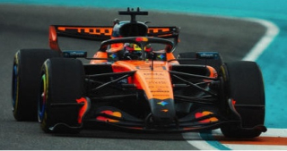 McLaren Mastercard F1 Team MCL40 #81 Oscar Piastri 3rd Miami GP 2026 1:43 Spark