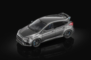 Ford Focus RS 2018 moondust silver 1:64 SunStar