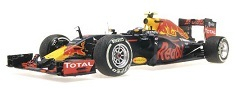 Red Bull Racing Tag Heuer RB12 #33 M.Verstappen Winner Spanish GP 2016 with Figurine + Position Board + Pitboard 1:12 Minichamps