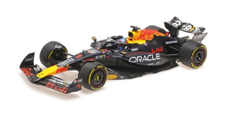 Oracle Red Bull Racing RB20 #1 M.Verstappen World Champion Las Vegas GP 2024 1:12 Minichamps