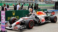 Red Bull Racing Honda RB16B #33 M.Verstappen 2nd Turkish GP 2021 with Figurine 1:43 Minichamps