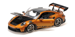 Porsche 911 992 GT3 RS Weissach Package 2023 gold/gold wheels 1:18 Minichamps