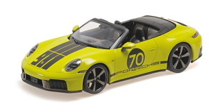 Porsche 911 992.2 Carrera GTS Cabriolet 911 Spirit 70 2025 green 1:18 Minichamps