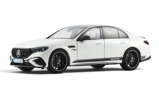 Mercedes-AMG E 53 Hybrid 4Matic+ edition one 1:18 NZG