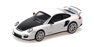 Porsche 911 (997.2) GT2 RS 2010 white/silver wheels 1:64 Minichamps