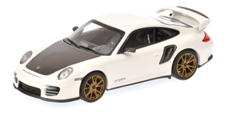 Porsche 911 (997.2) GT2 RS 2010 white/gold wheels 1:64 Minichamps