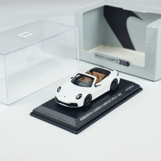 Porsche 911 (992.2) Carrera Cabriolet 2025 white 1:64 Minichamps