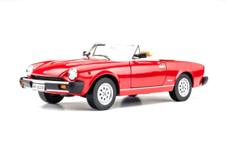 Pininfarina Spider Europa 1982 rosso vivo 1:18 Touring Modelcars
