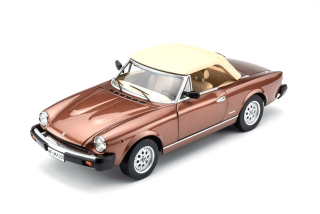 Pininfarina Spider Europa 1982 marrone chiaro 1:18 Touring Modelcars