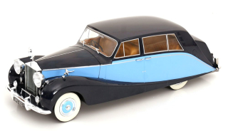 Rolls Royce Silver Wraith Empress by Hooper 1956 black/light blue 1:18 MCG Modelcar Group