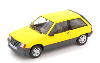 Opel Corsa A SR 1983 yellow 1:18 MCG Modelcar Group