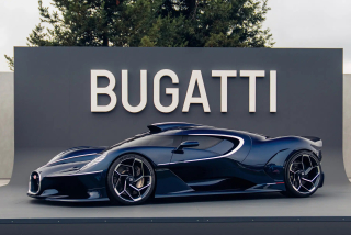 Bugatti Destrier 2026 Sapphire Celeste 1:18 MR Collection