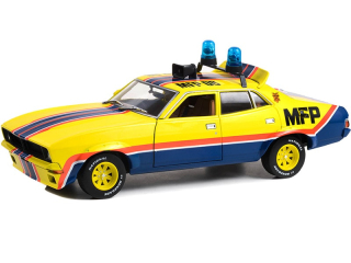 Ford Falcon XB 4-Door sedan M.F.P. #08 Big Bopper XB Police Pursuit Roop and Charlie's 1974 1:18 GreenLight