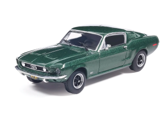 Ford Mustang GT 1968 highland green 1:64 Ixo America