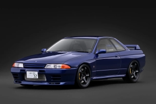 Nissan BNR32 S&S Limited Version blue metallic 1:18 Ignition Model