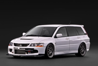 Mitsubishi Lancer Evolution Wagon MR CT9W white 1:18 Ignition Model