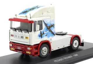 Pegaso Troner Truck 1990 white/red/decor 1:43 Hachette