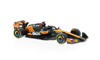 McLaren MCL 39 #81 O.Piastri 2025 1:64 Bburago