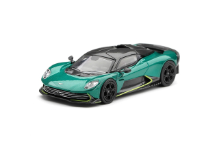 Aston Martin Valhalla Podium 2025 green 1:64 Mini GT