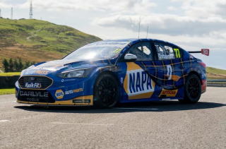 Ford Focus Titanium #77 Sam Osborne Napa Racing UK BTCC Knockhill Race Against Dementia 1:43 Spark